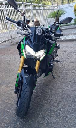 KAWASAKI Z900 R EDITION 